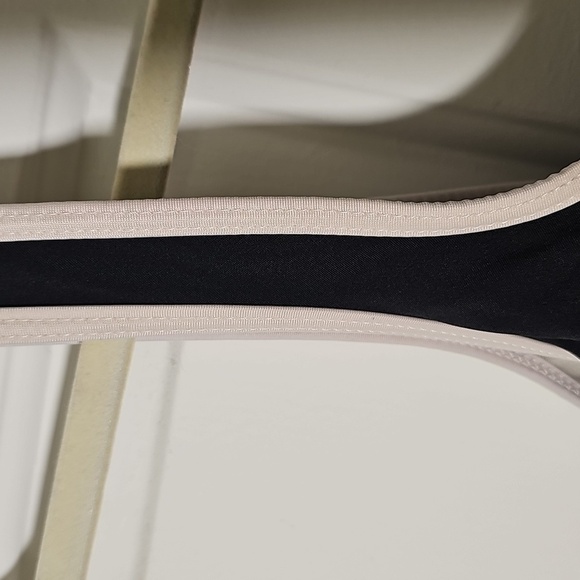 DELIMORA, Black One Piece‎ Swimsuit. size 12. Zipper Down The Front. - Picture 3 of 15